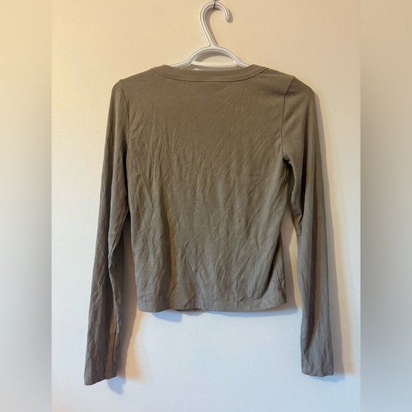 Vuori Long Sleeve Pose Scoop Tee Medium - Picture 3 of 7